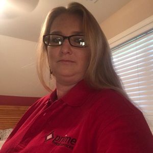 Meet your Posher, Candis